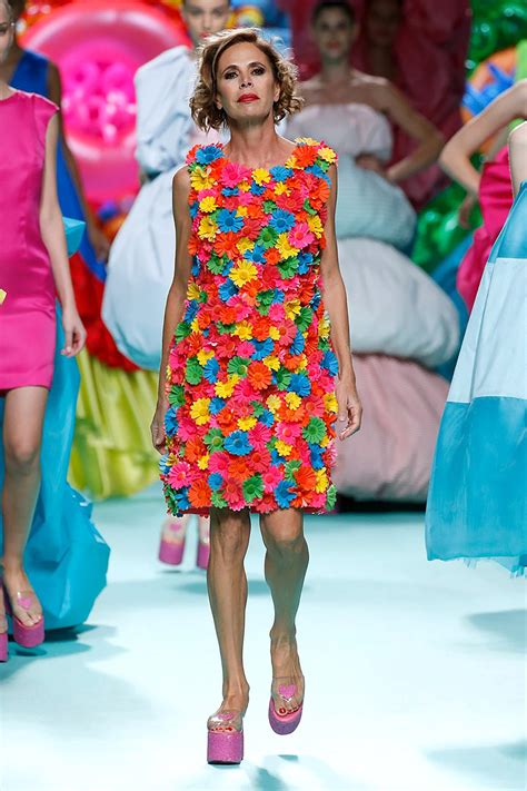 agatha ruiz de la Prada fashion